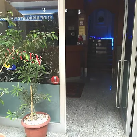 Dinlen فندق إزمير